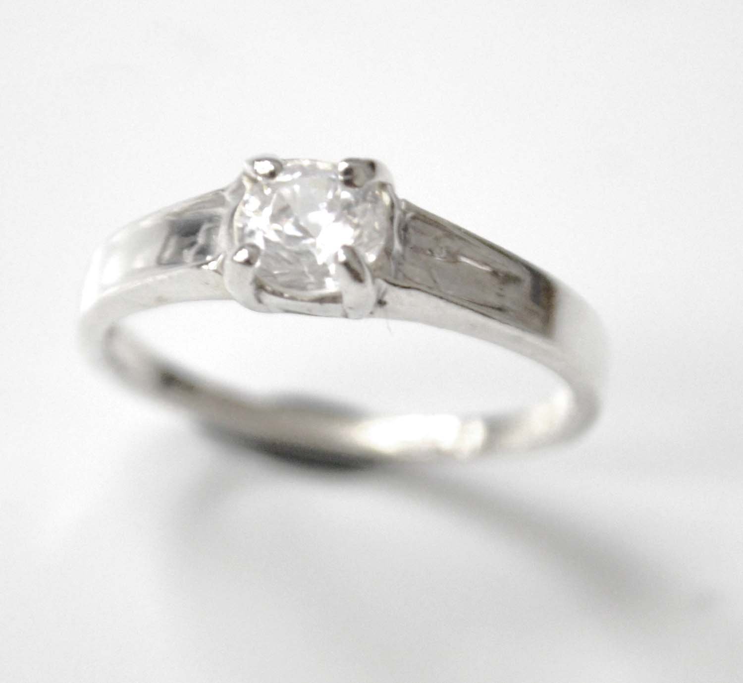 CZ Stone Ring Sterling Silver 51-2072 Clr