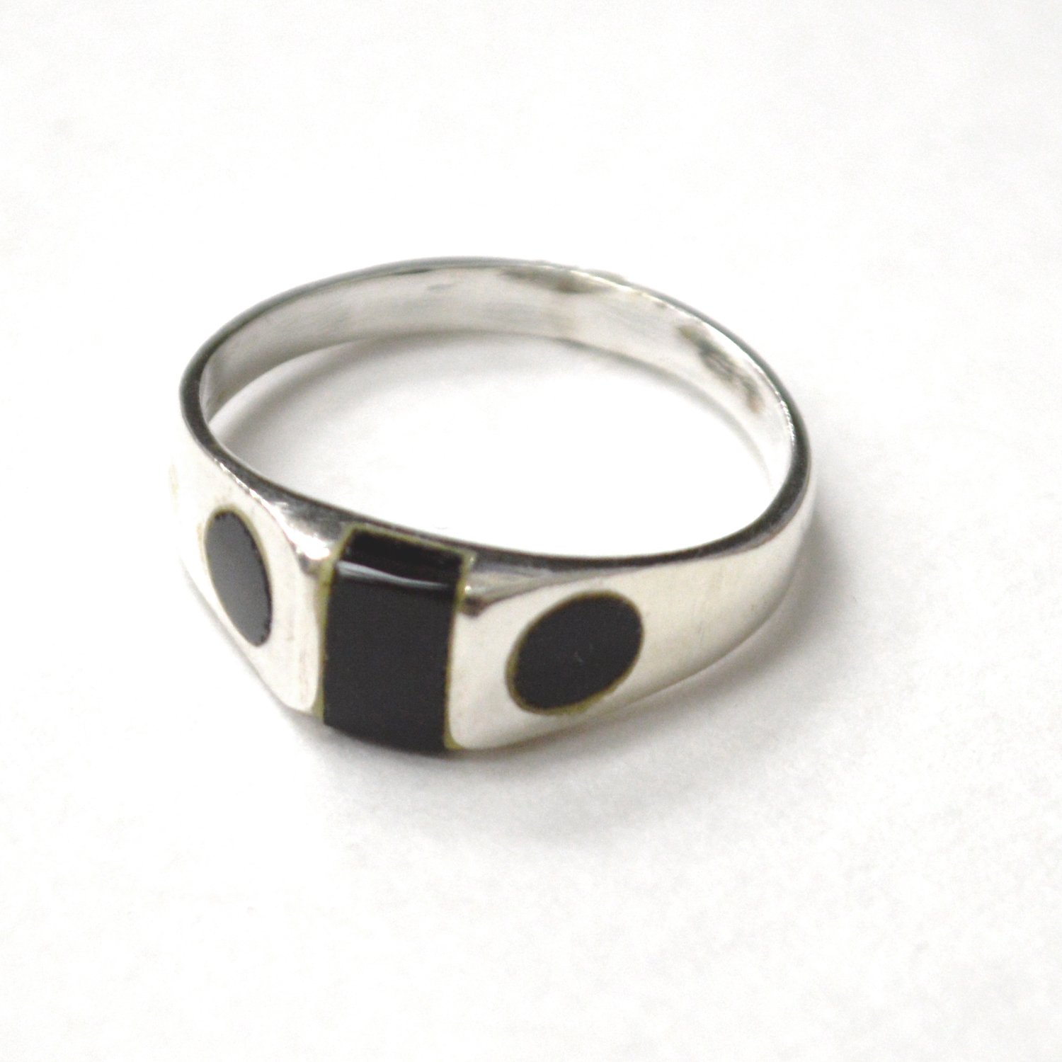 Sterling Silver Ring 51-3047