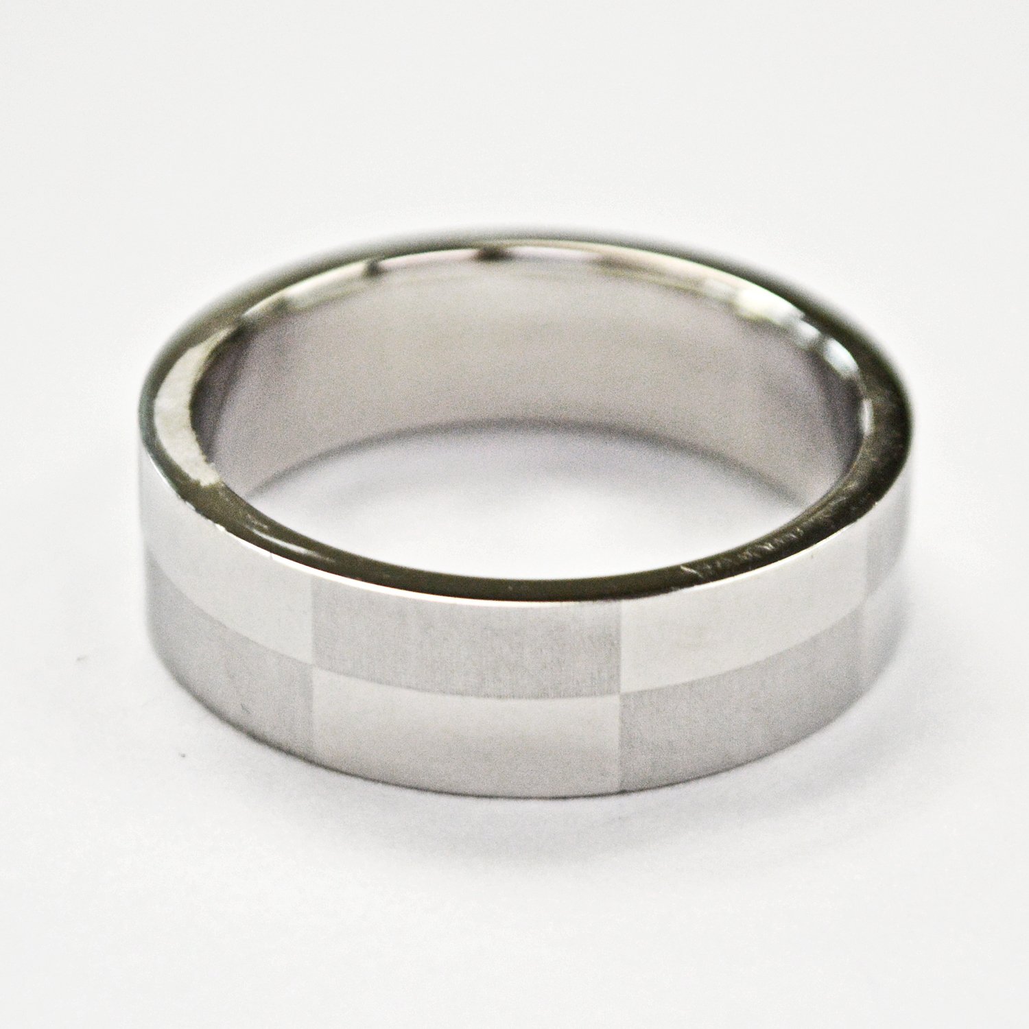 4MM STAINLESS STEEL RING 81-380-4