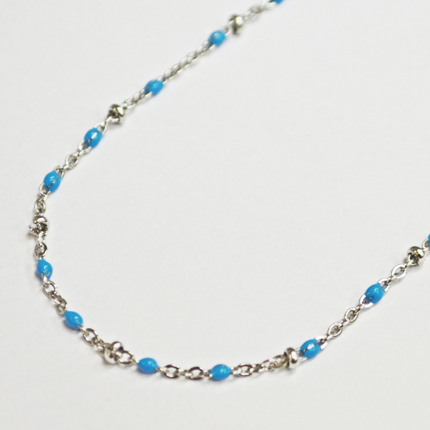 TURQUOISE BEADED NECKLACE