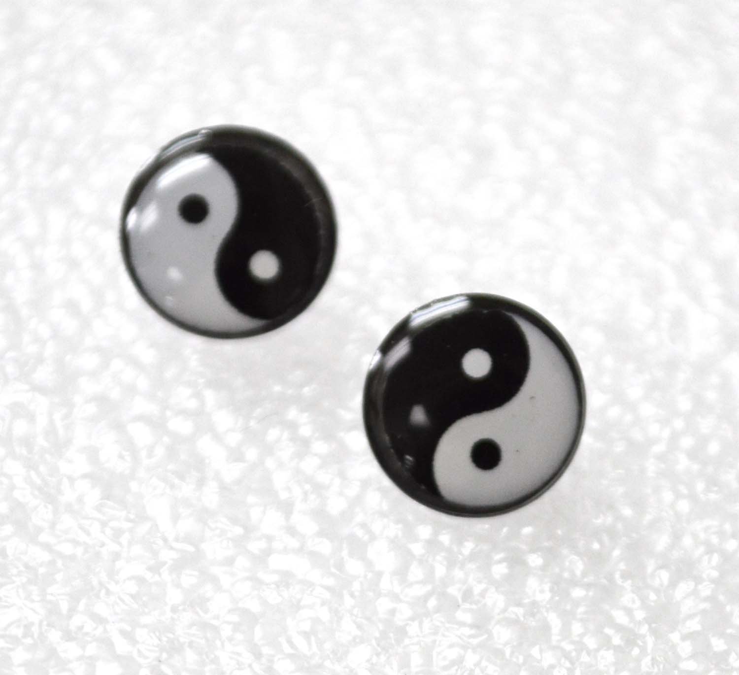 Ying and Yang Stud Earring (10mm) 83-721-10