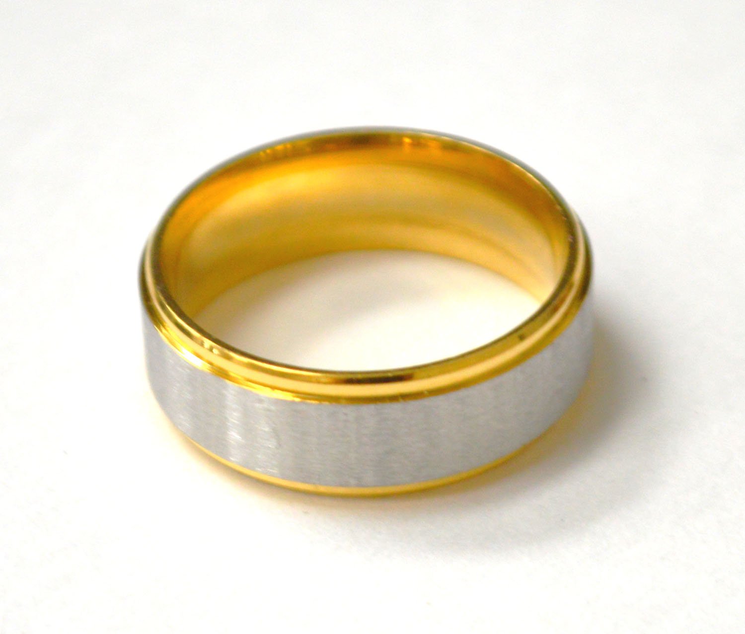 Matte Center Finish Gold IP Plated Ring 81-1632G