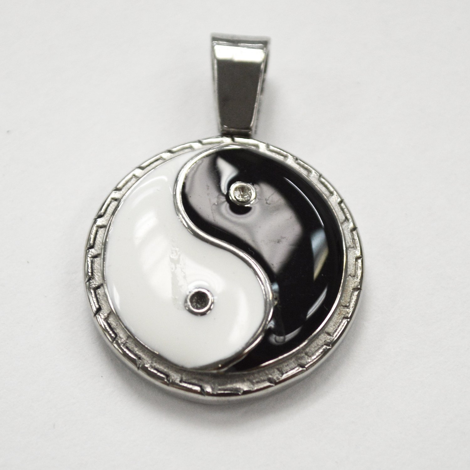 Ying and Yang  Pendant 86-2319