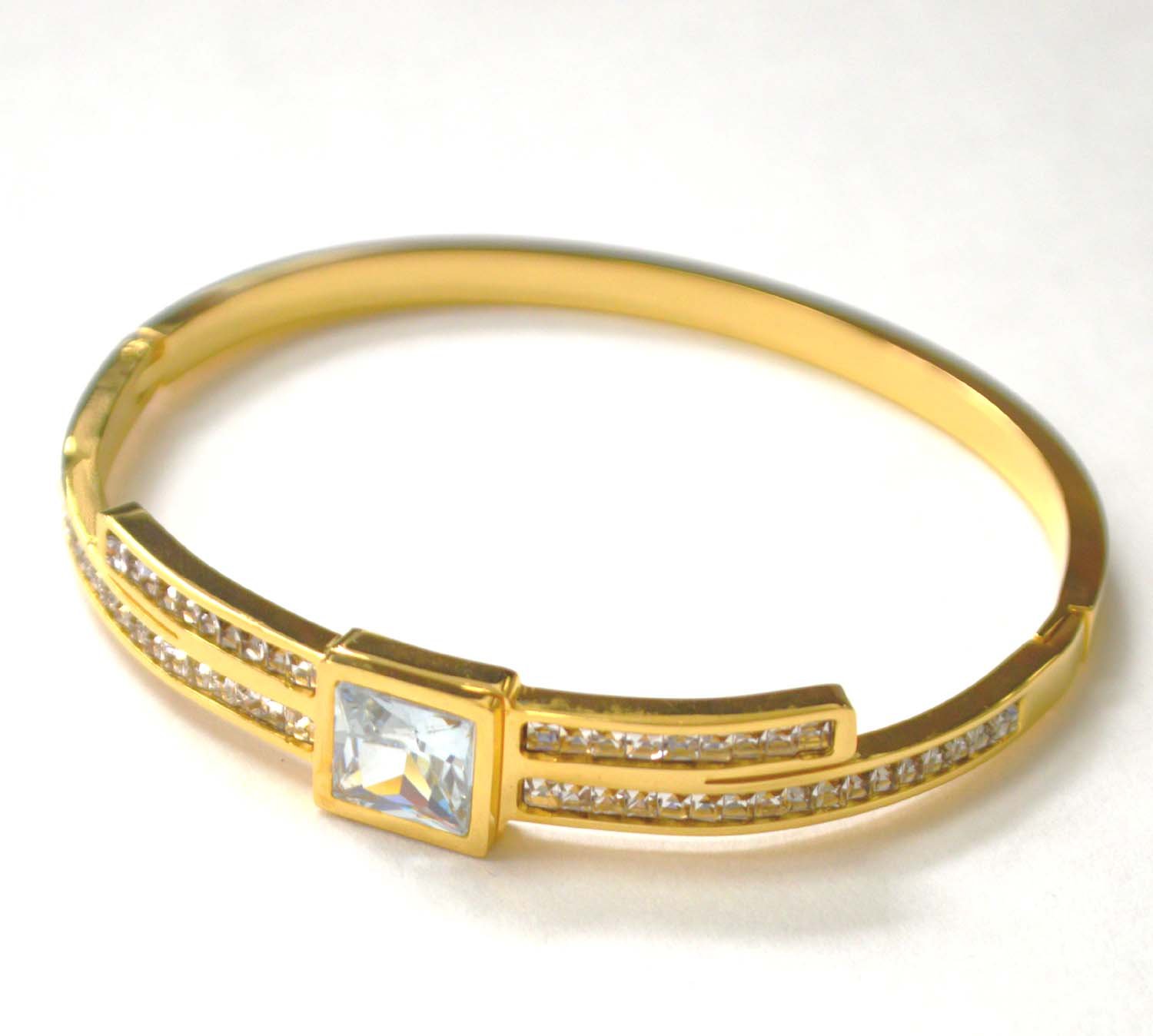 Gold IP Plated Bangle 84-1842G