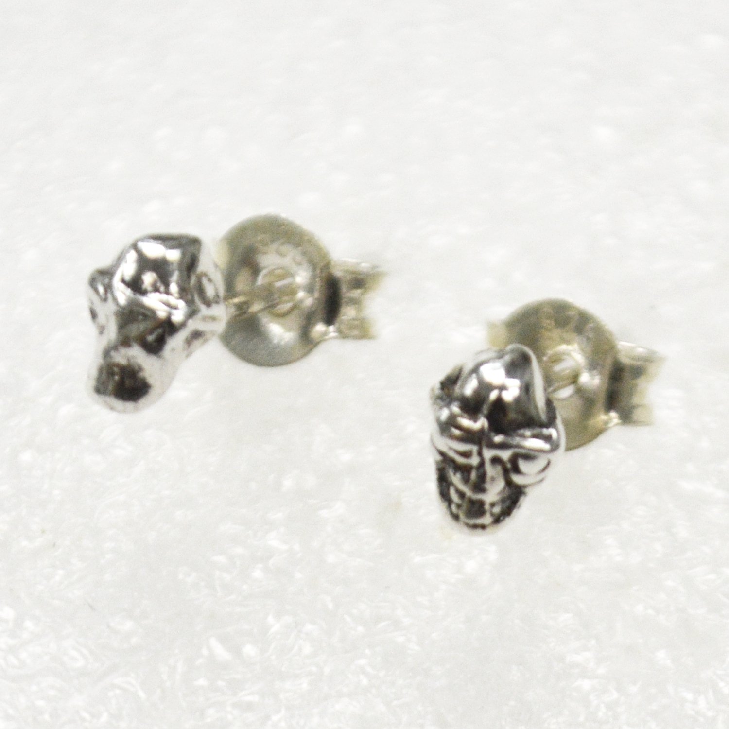 Skull Head Stud Earring Sterling Silver 53-5190