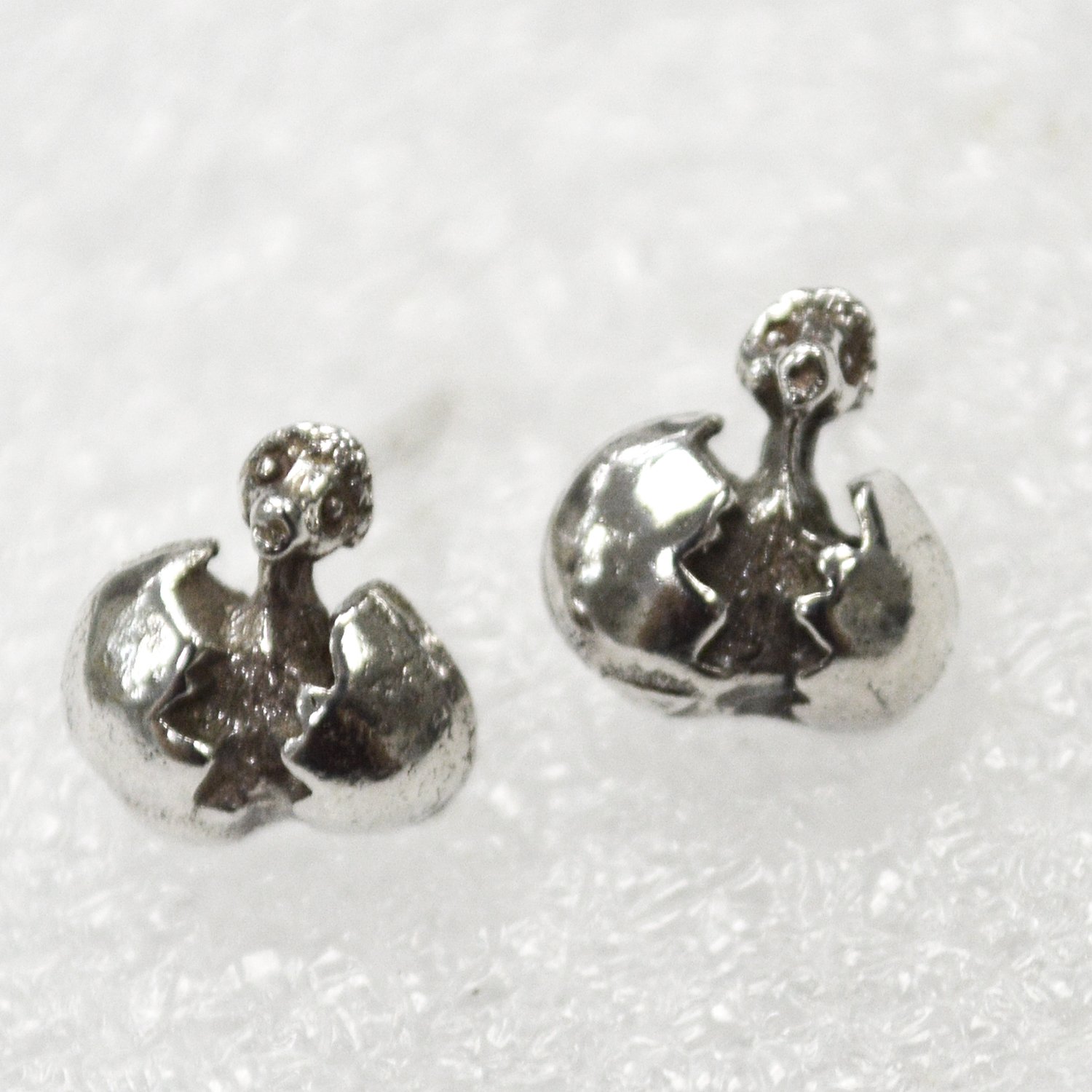 Hatching Egg Bird Stud Sterling Silver Earring 53-5270
