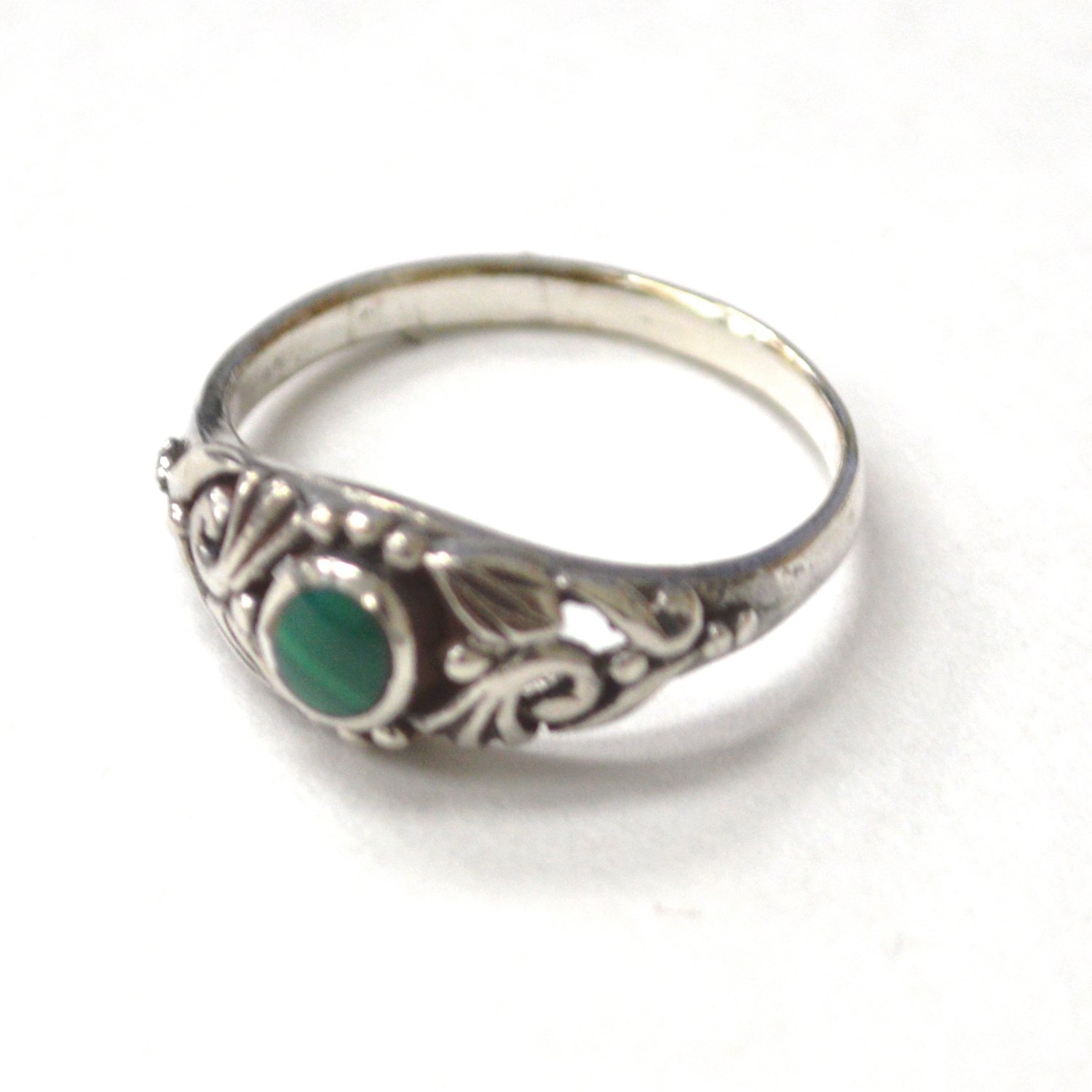 Sterling Silver Ring 51-3046