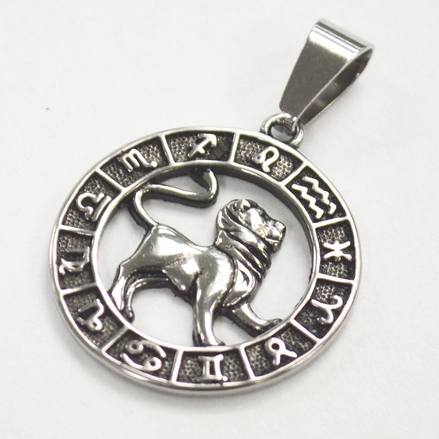 Zodiac Sign Pendant 86-2329 Leo