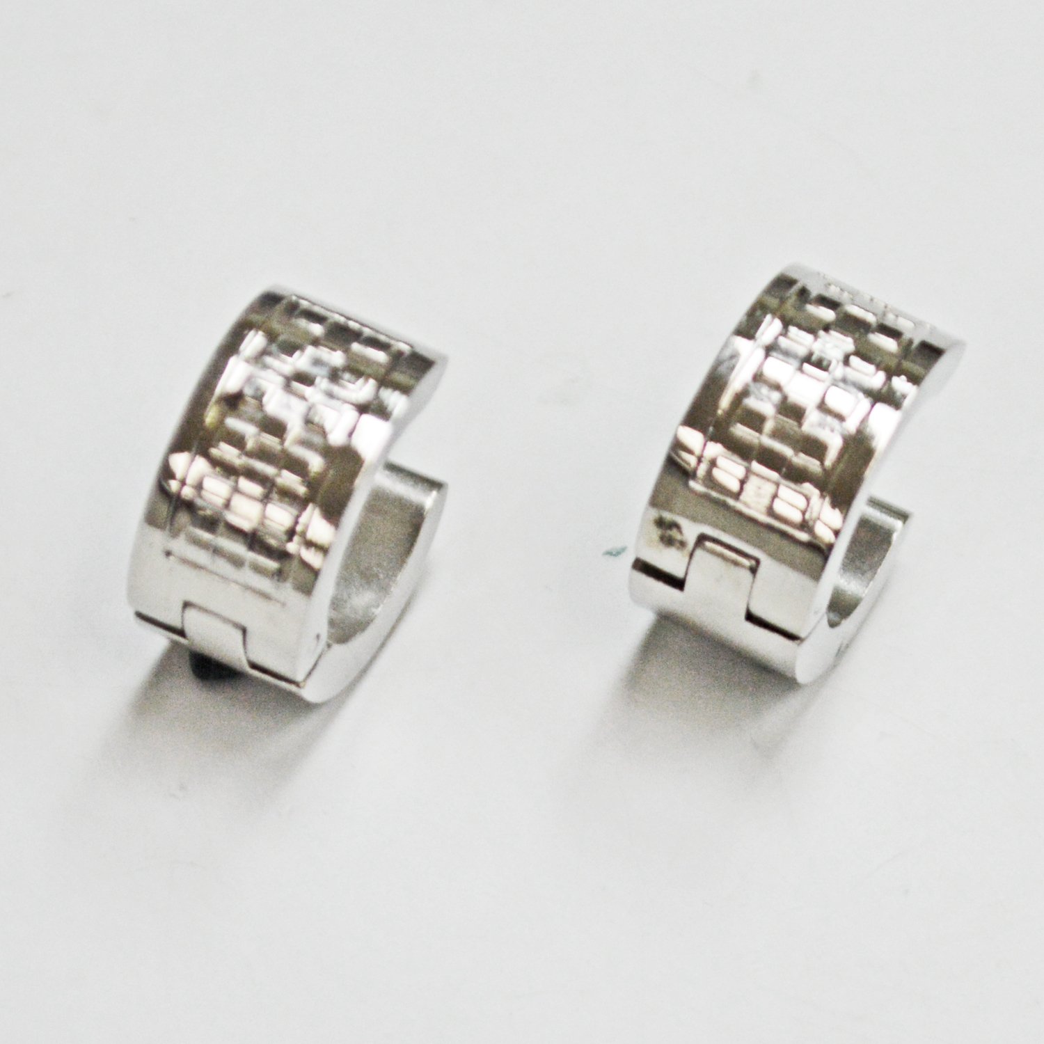 HUGGIE EARRINGS 83-742
