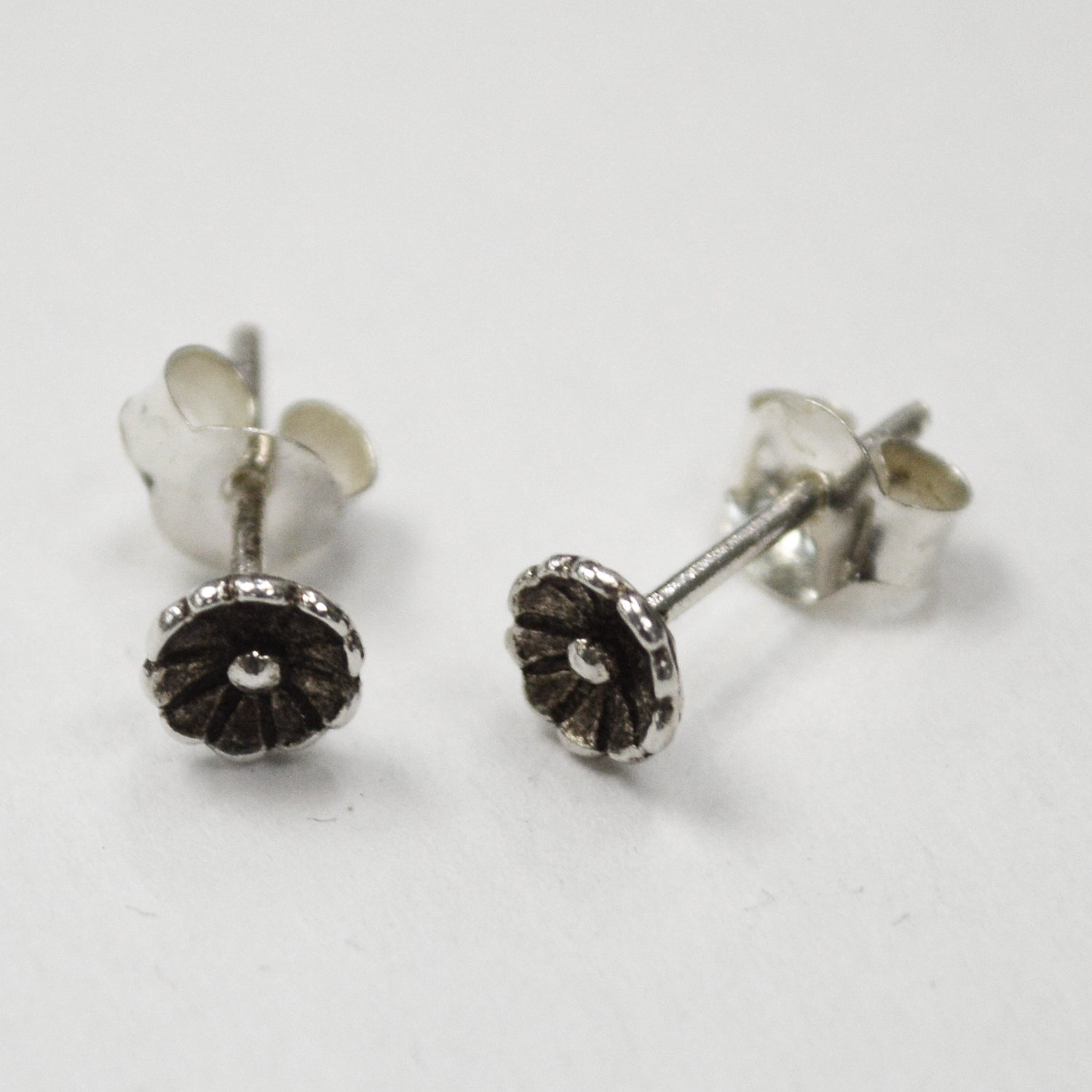 Daisy Stud Earring 53-5055