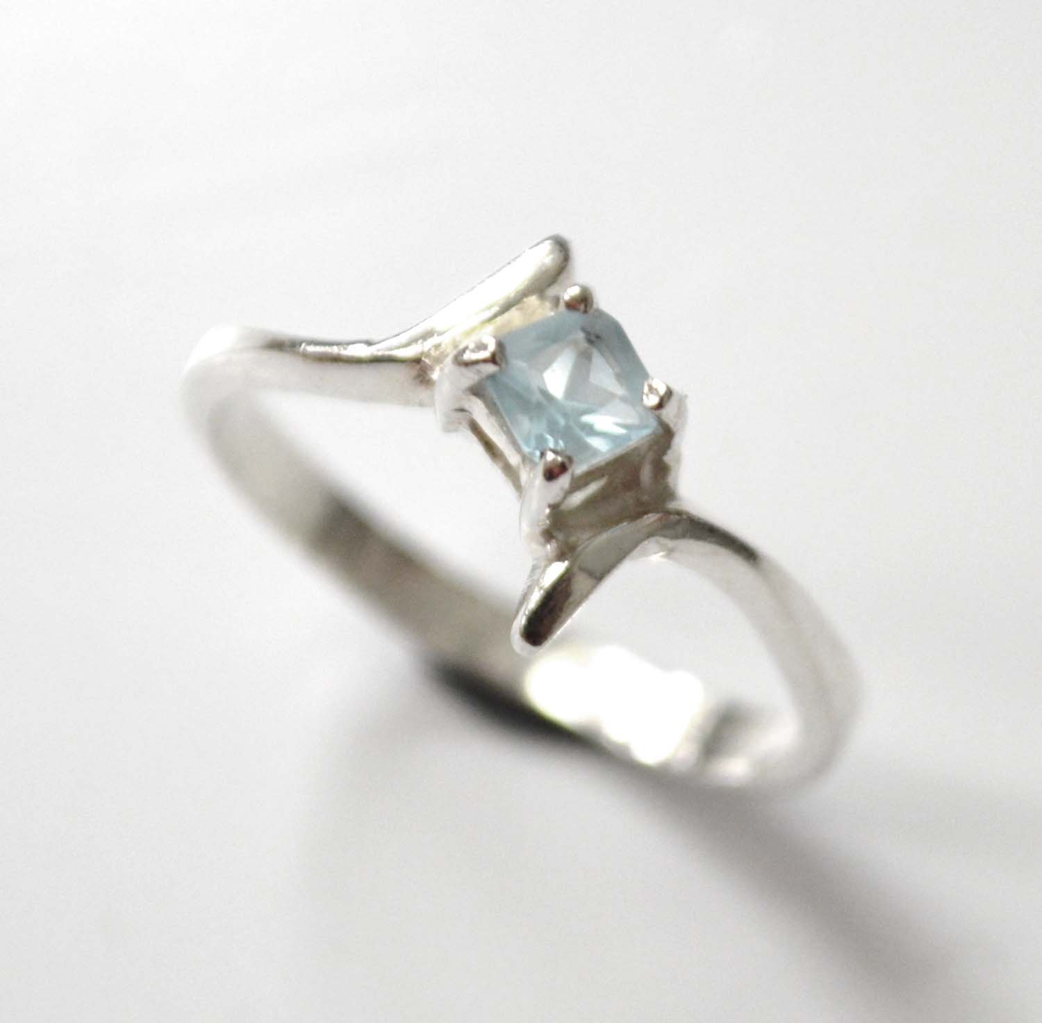 CZ Stone Ring Sterling Silver 51-2066 Blue