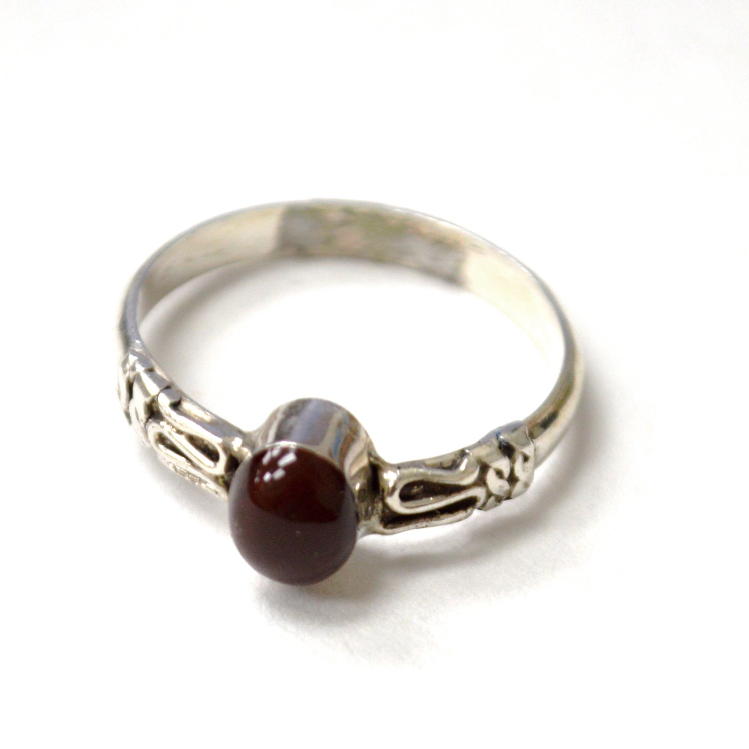 Garnet Stone Sterling Silver Ring 51-3097
