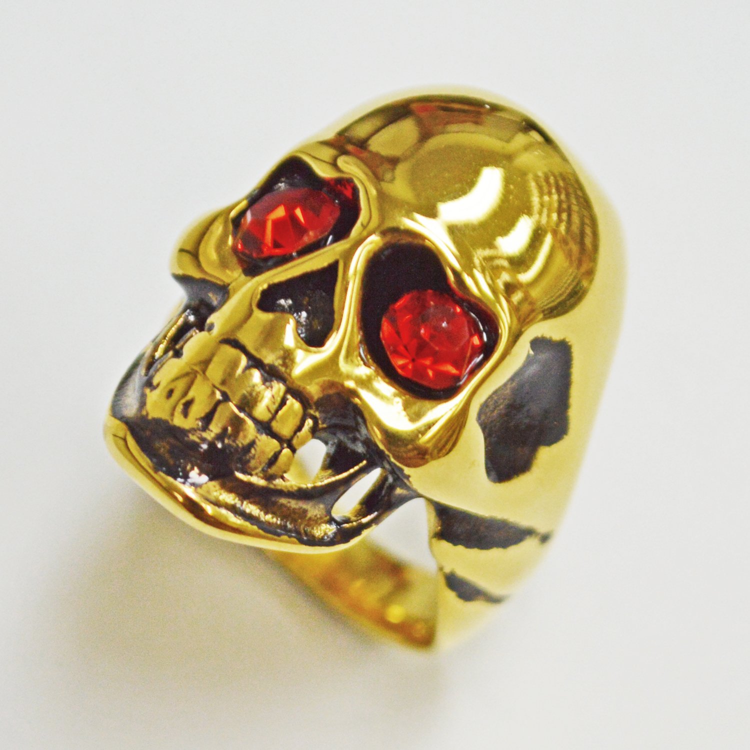 SKULL WITH RED EYE GOLD PLATED RING 81-504G-Red