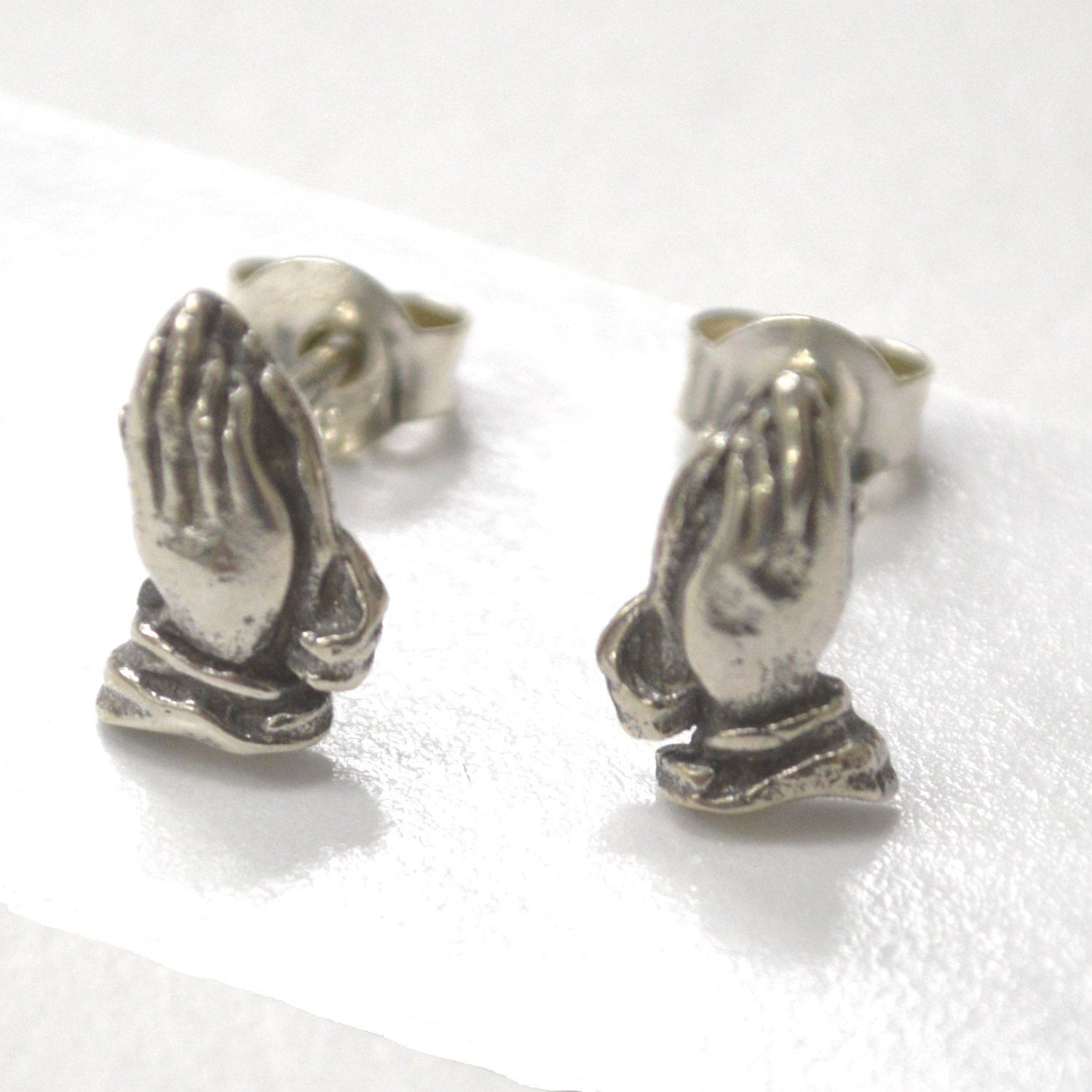 Praying Hand Stud Earring 53-5092