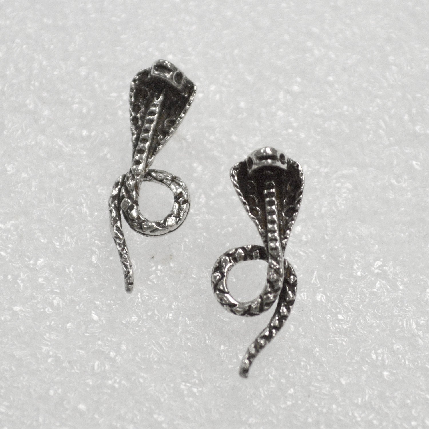 Cobra Snake Stud Earring 53-5189