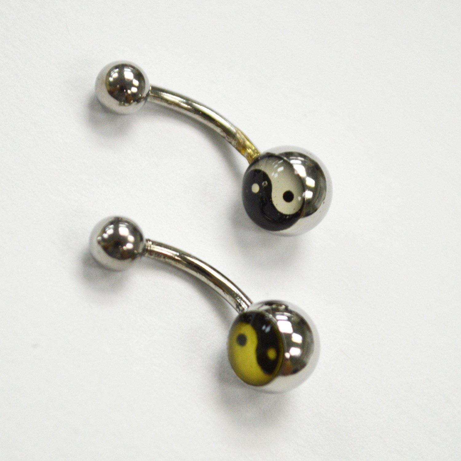 Ying and Yang Belly Banana (2 pcs @$0.68 each)