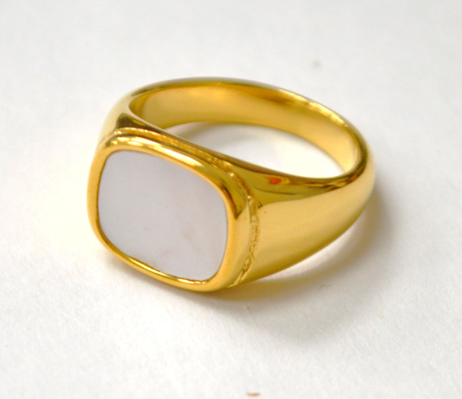 MOP Gold IP Plated Ring 81-1626G