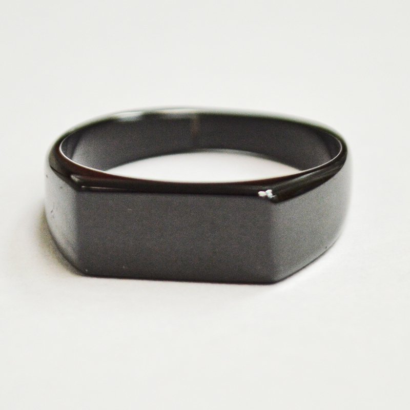 Signet Ring Black Plated 81-1210B-1