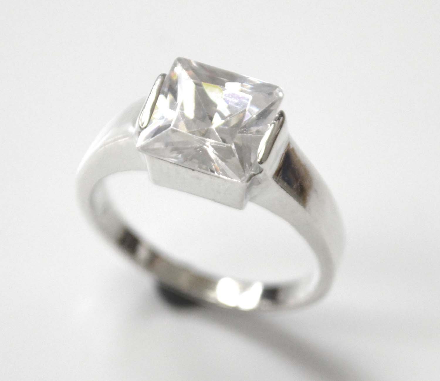 CZ Stone Ring Sterling Silver 51-2063 Clr