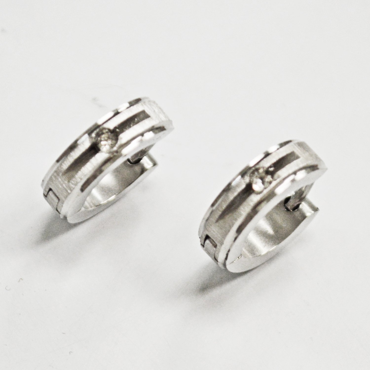 HUGGIE WITH CRTSTAL EARRINGS