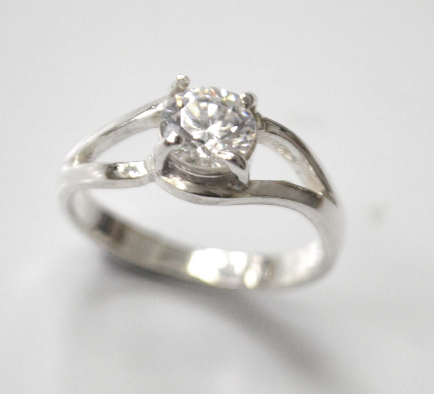 CZ Stone Ring Sterling Silver 51-2099 Clr