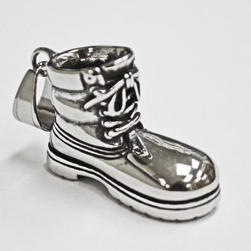 Boots Pendant  86-2086