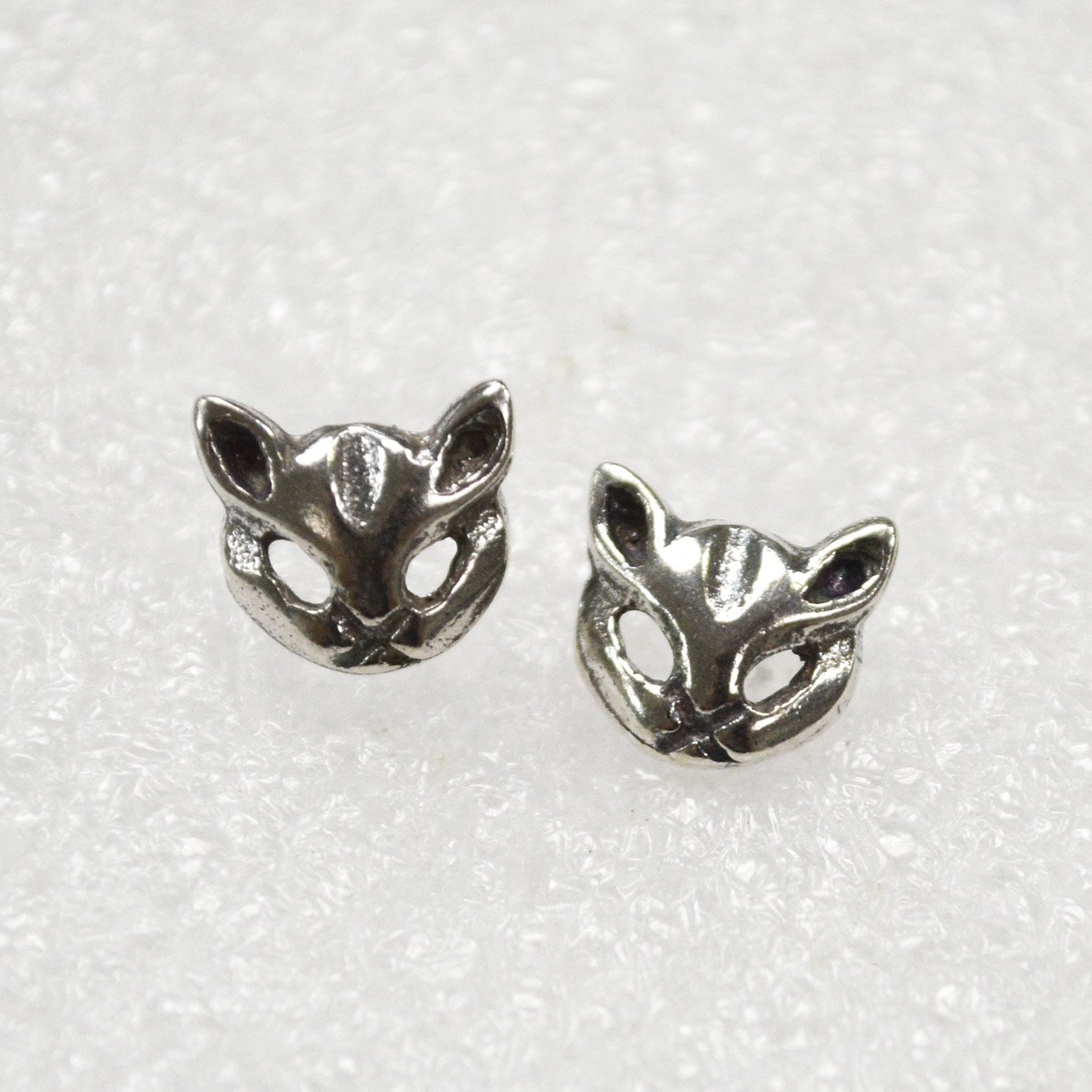 Cat Face Stud Earring Sterling Silver 53-5209
