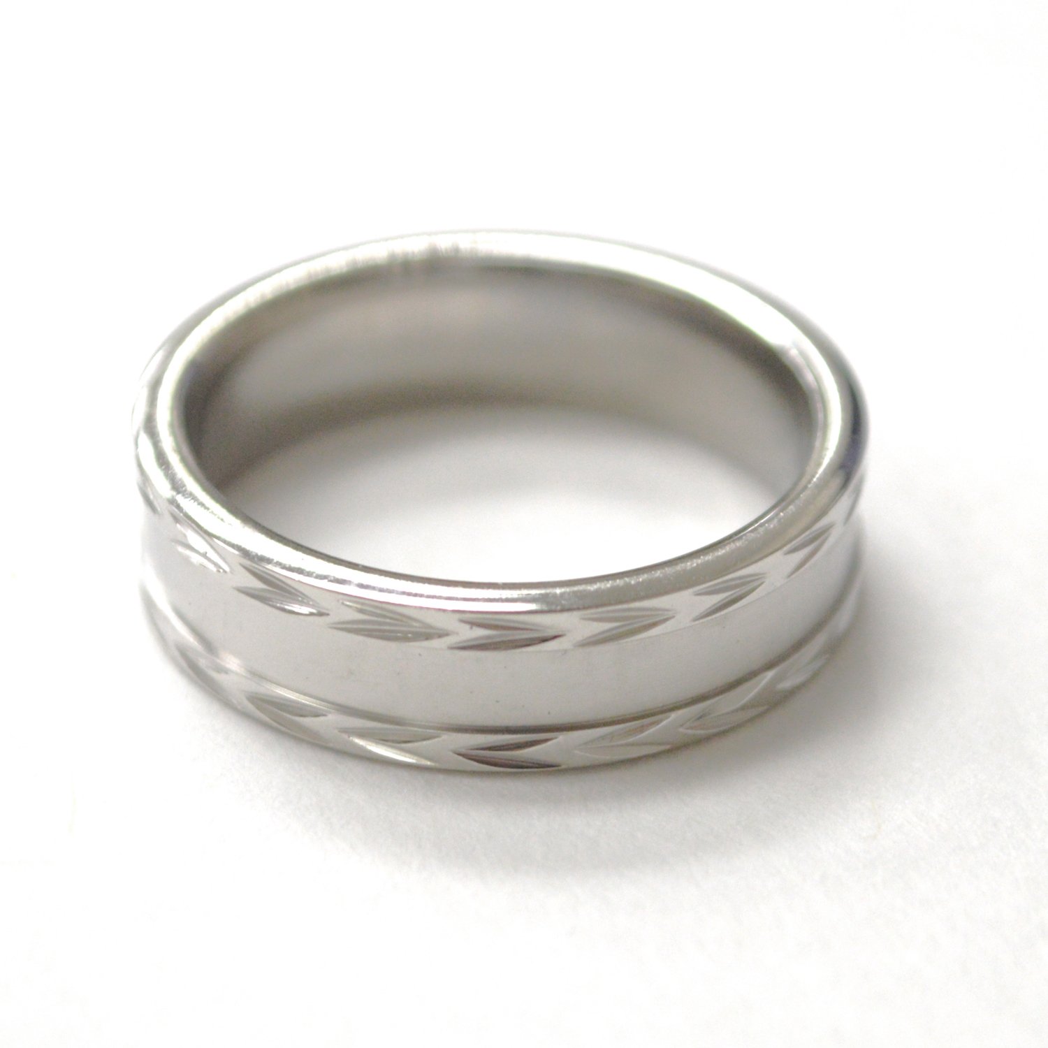 Matte Finished Center Stainless Steel Ring 81-1724S