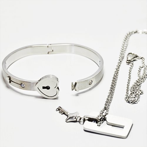 STAINLESS STEEL BANGLE