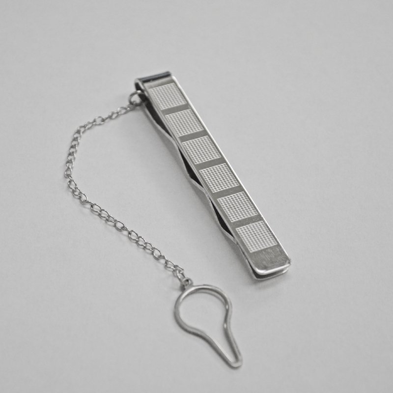 TIE CLIP