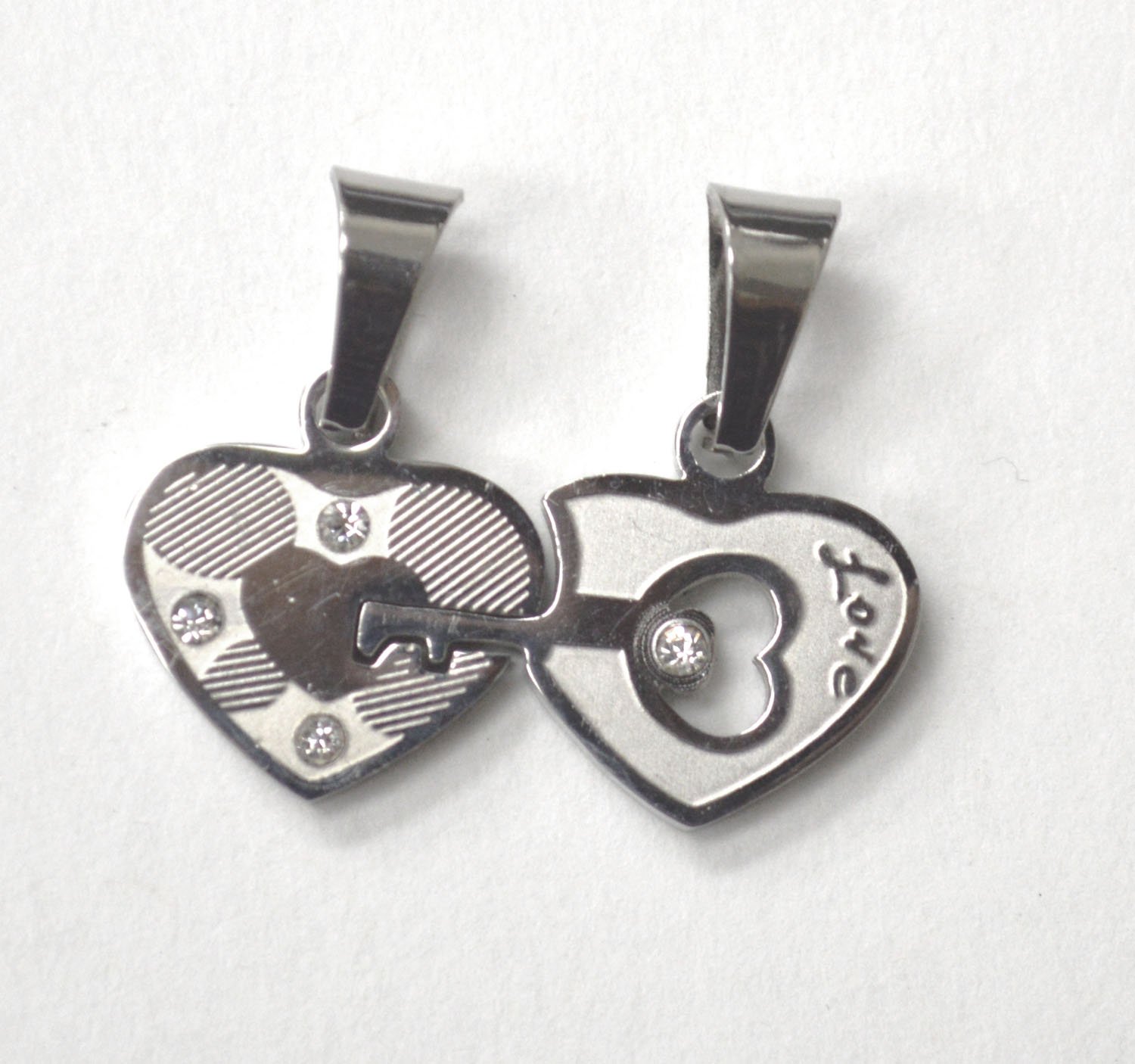 Double Heart with Key Pendant 86-901