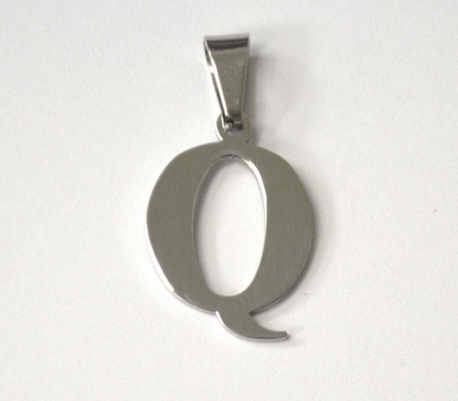 Q Initial Stainless Steel Pendant 86-278-Q