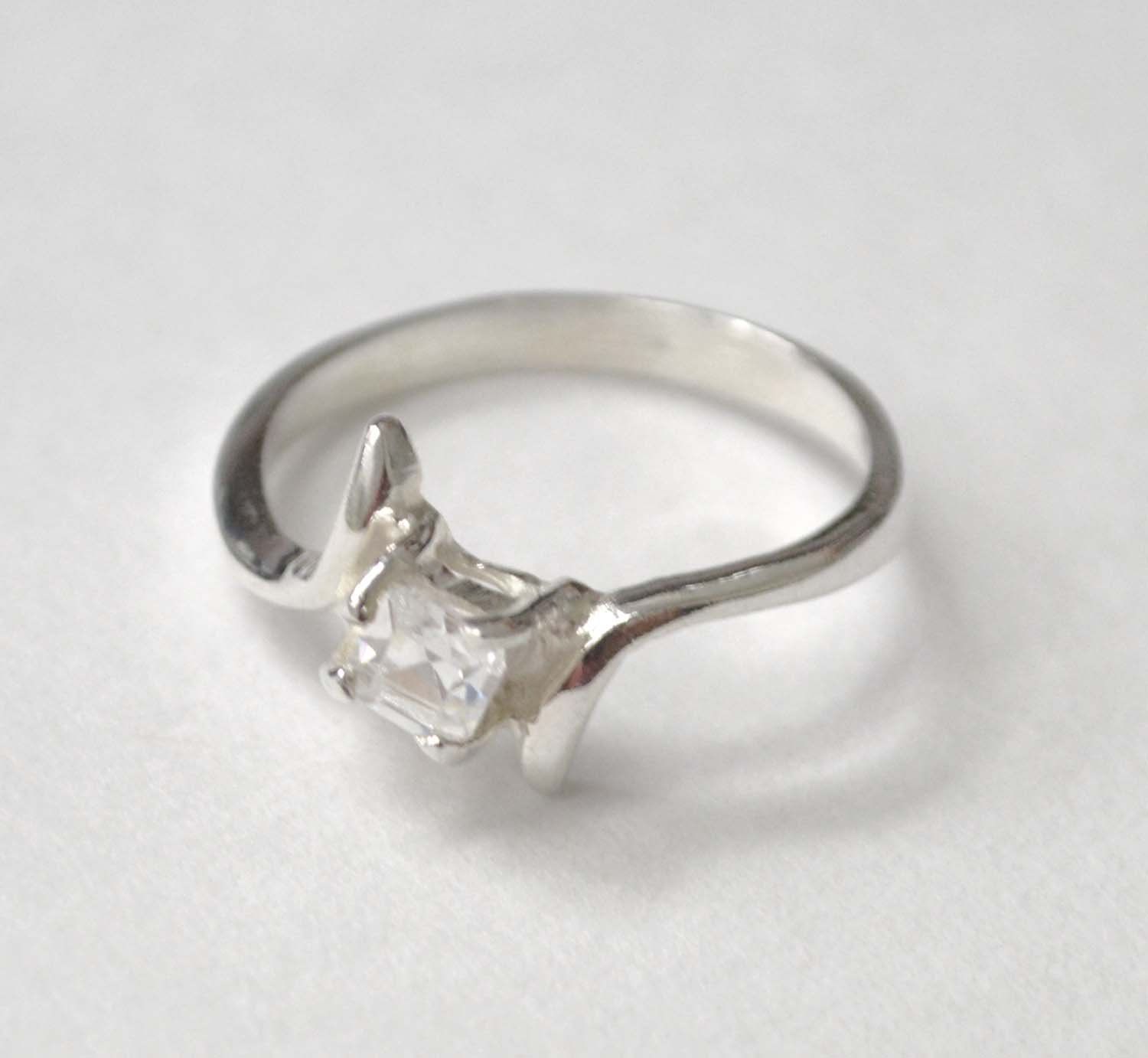 CZ Stone Ring Sterling Silver 51-2066 Clr