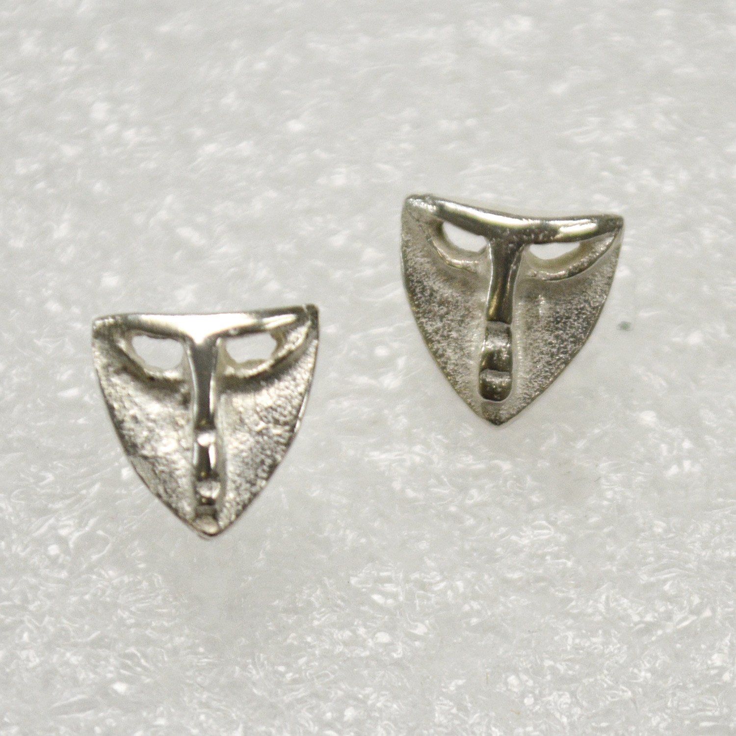 Mask Stud Earring 53-5133