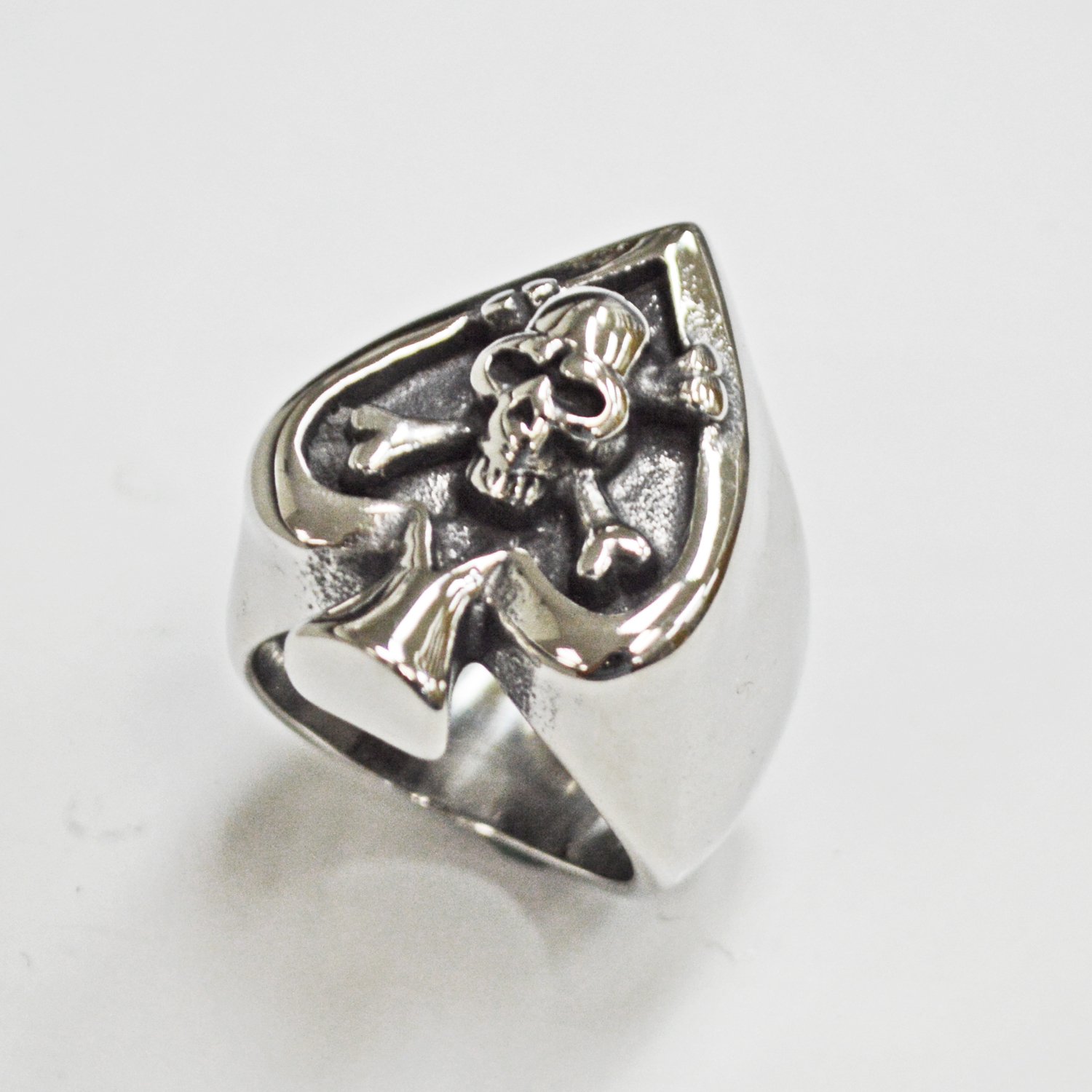 SPADE SKULL RING (28x22mm) 81-1316