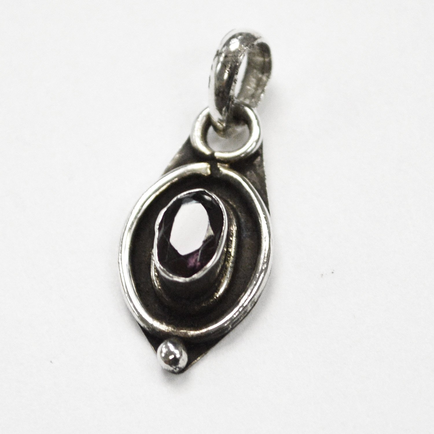 Garnet Stone Pendant Sterling Silver 563011