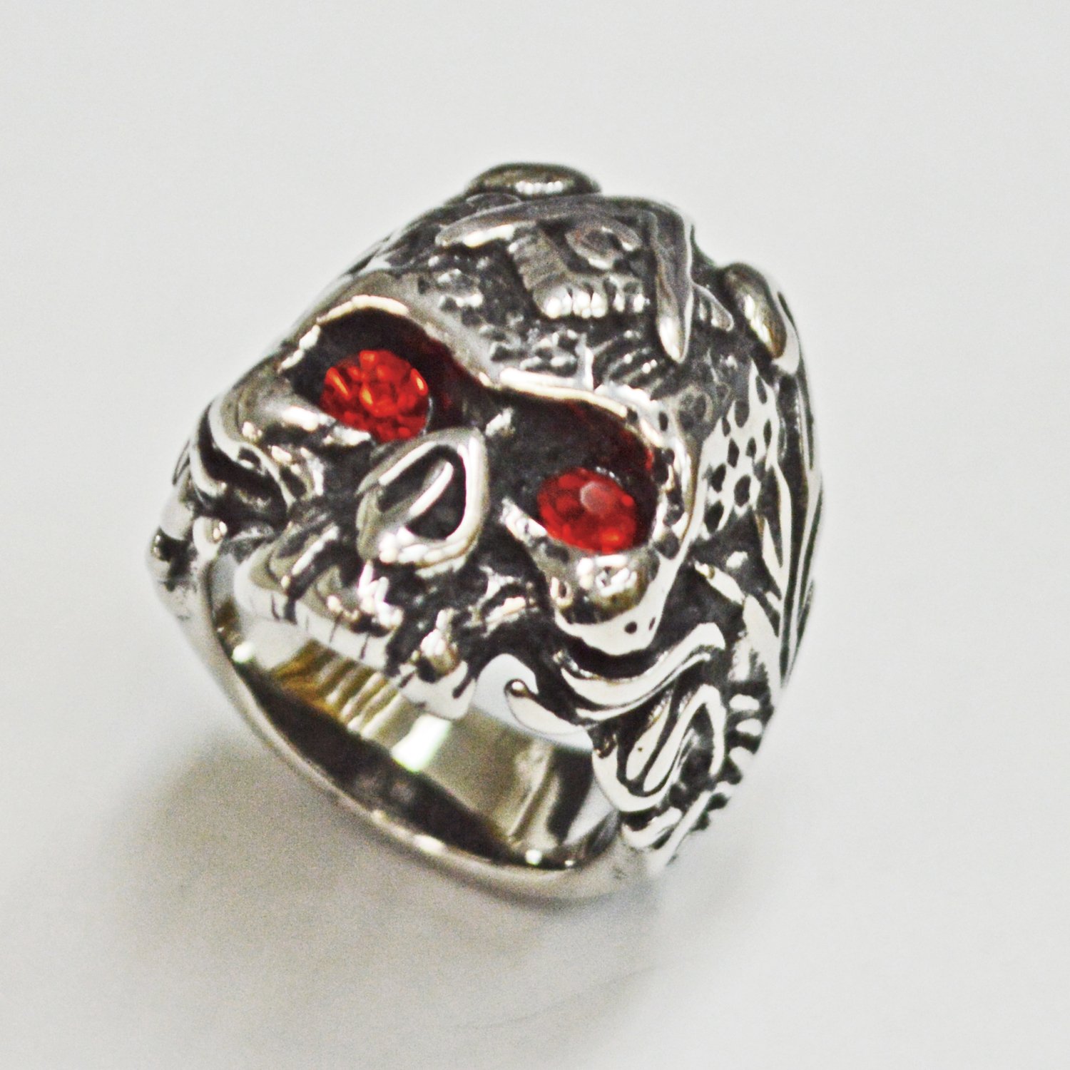 MASONIC SKULL WITH RED EYE RING (19x29mm) 81-1268S