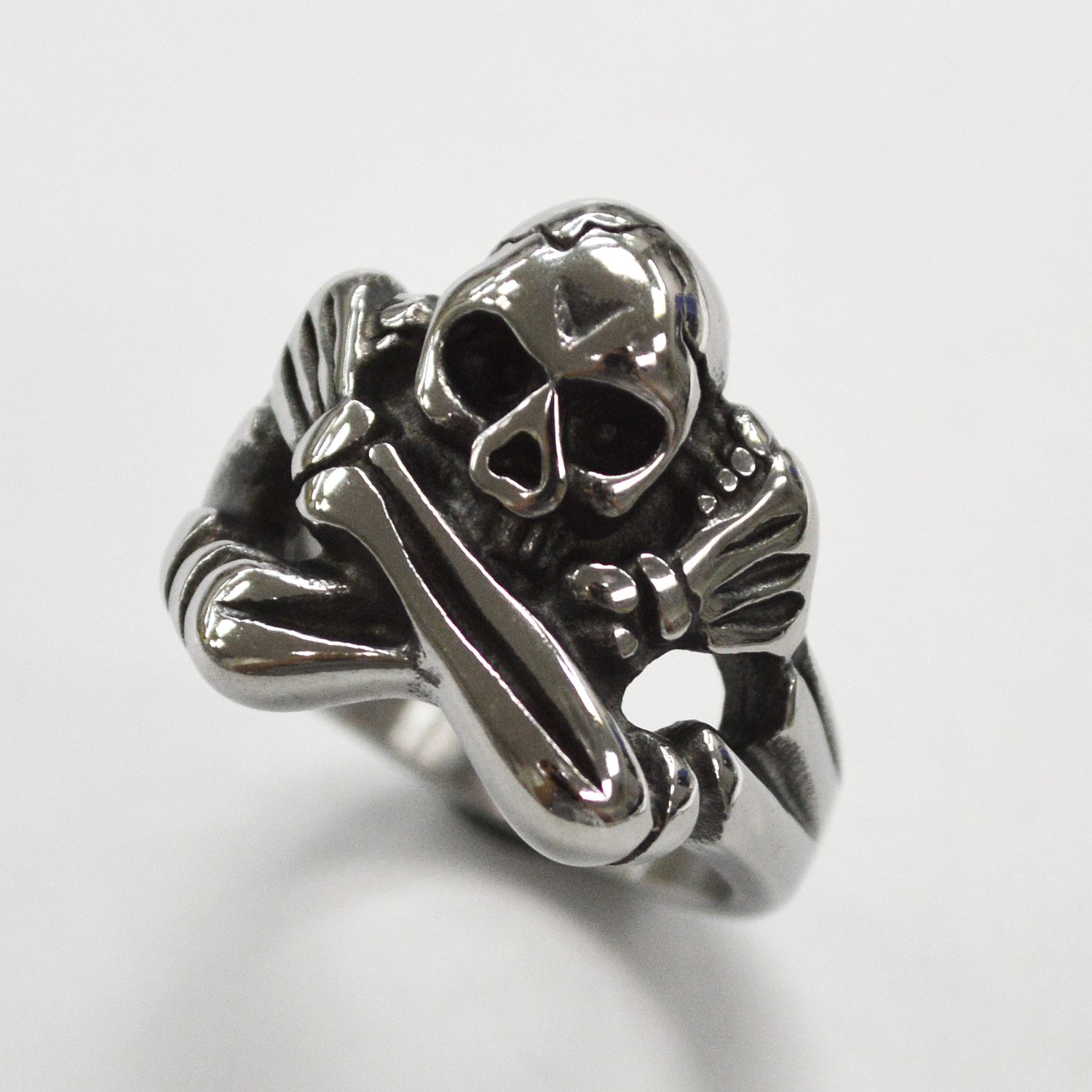 Crossbone Skull Ring 81-1406