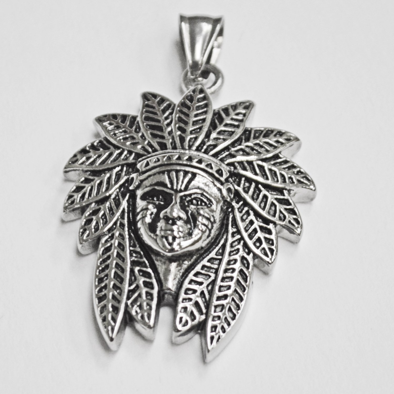 Chieftain Pendant 86-2204