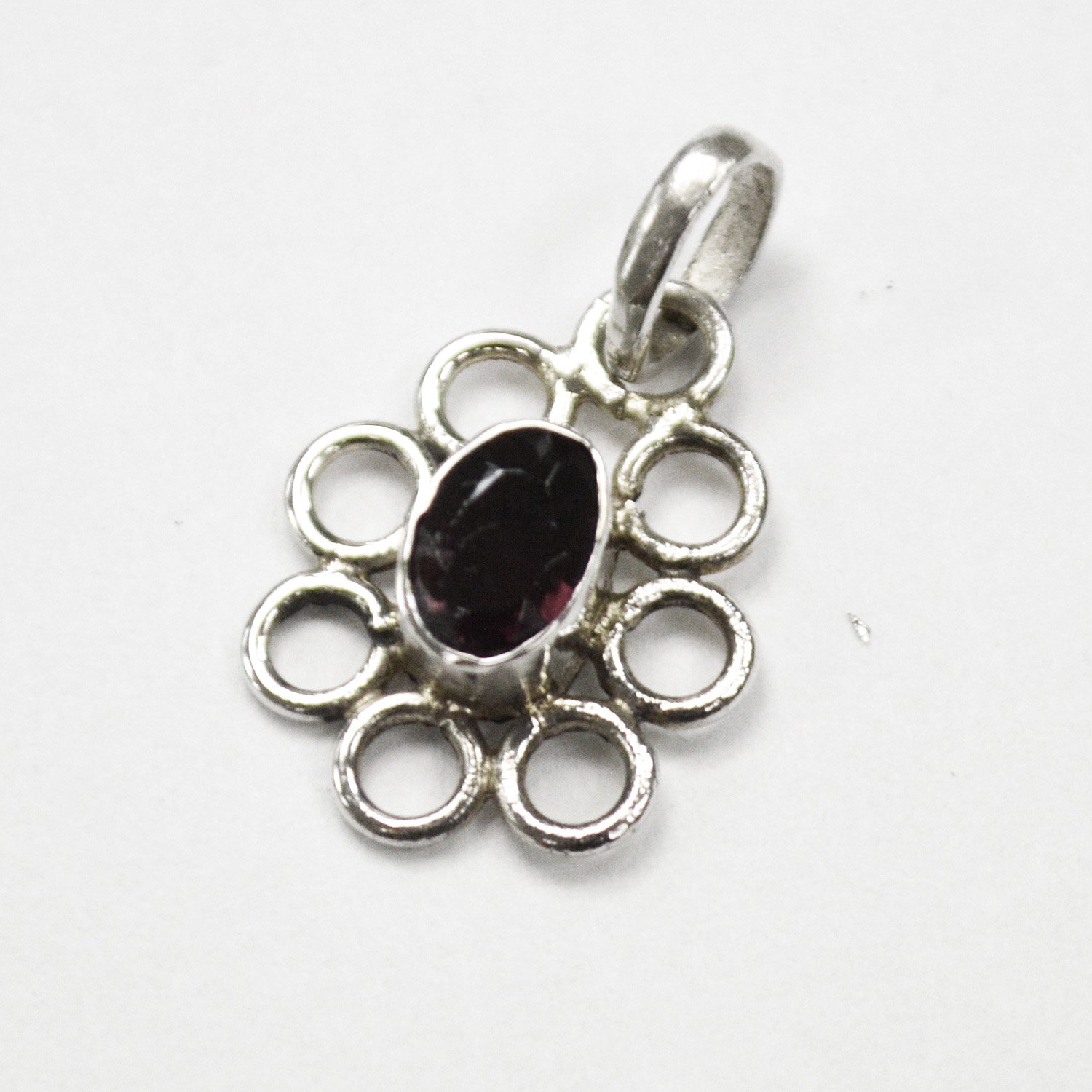 Garnet Stone Pendant Sterling Silver 563009