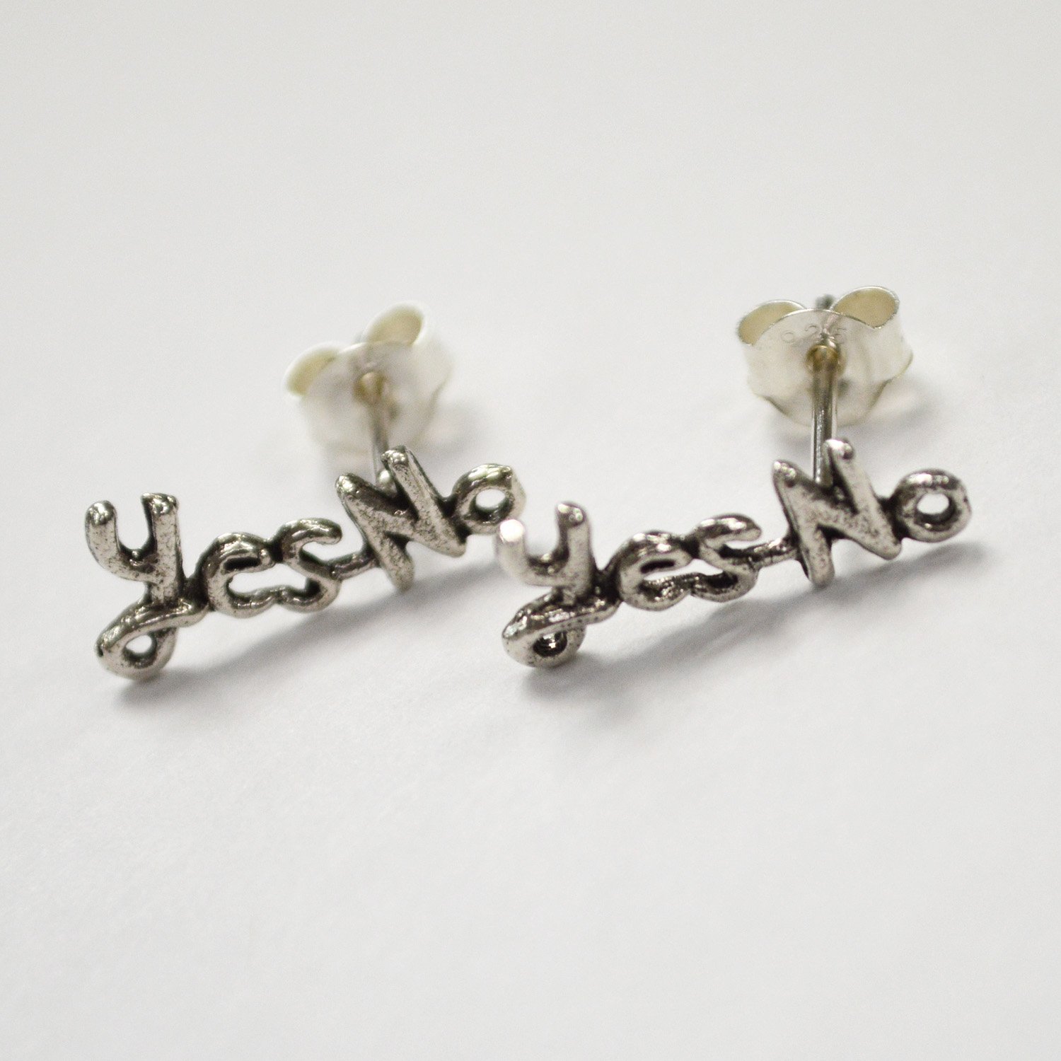 Yes No Stud Earring 53-5129