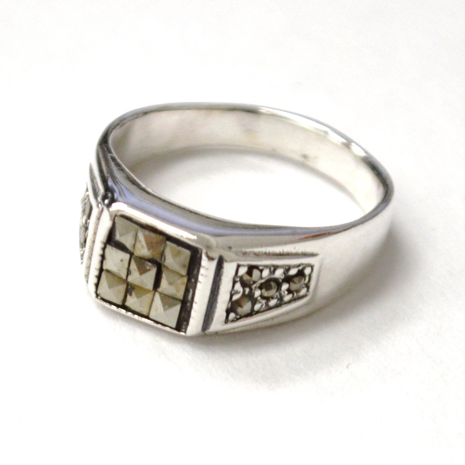 Marcasite Stone Sterling Silver Ring 51-3122