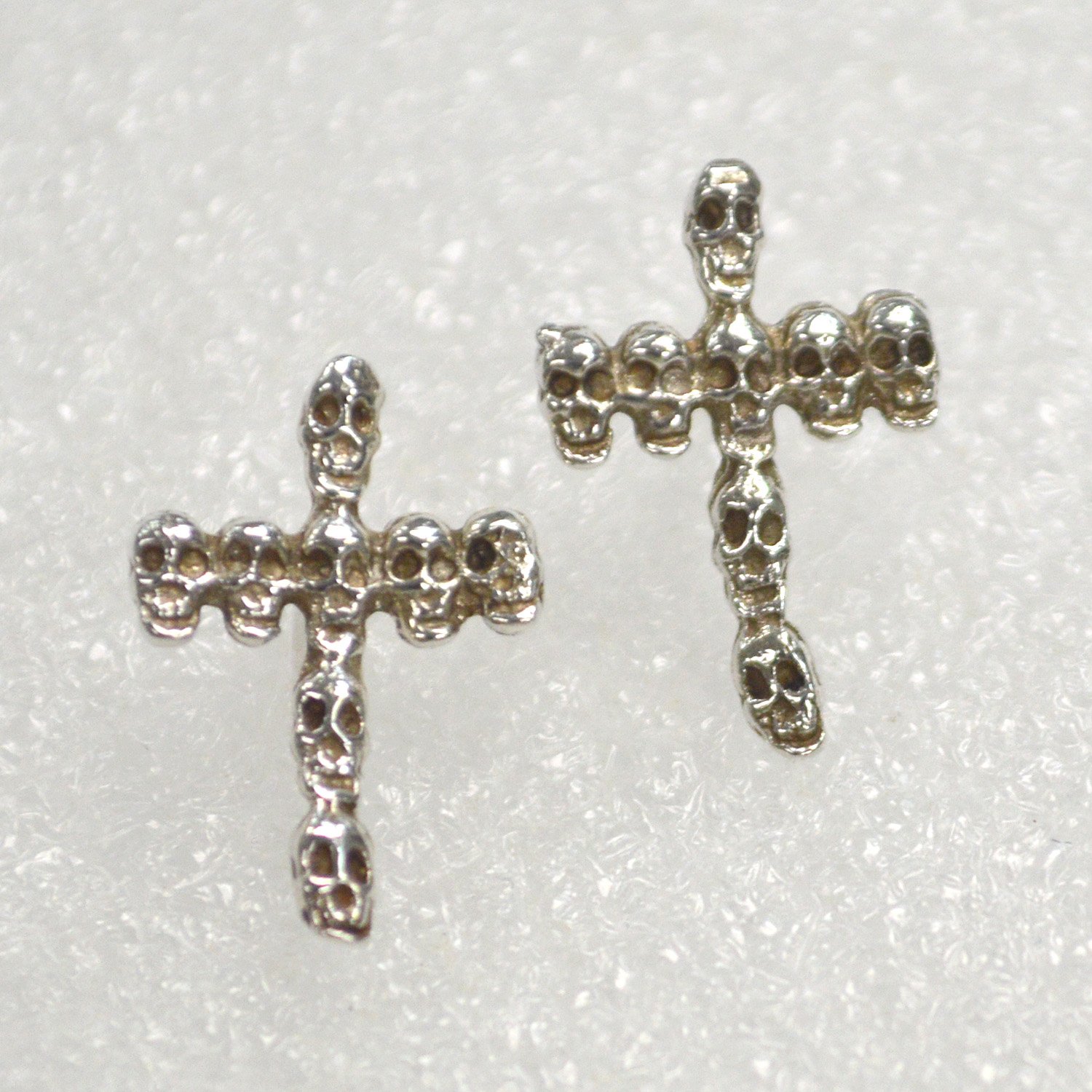 Cross Skull Stud Earring 53-5020