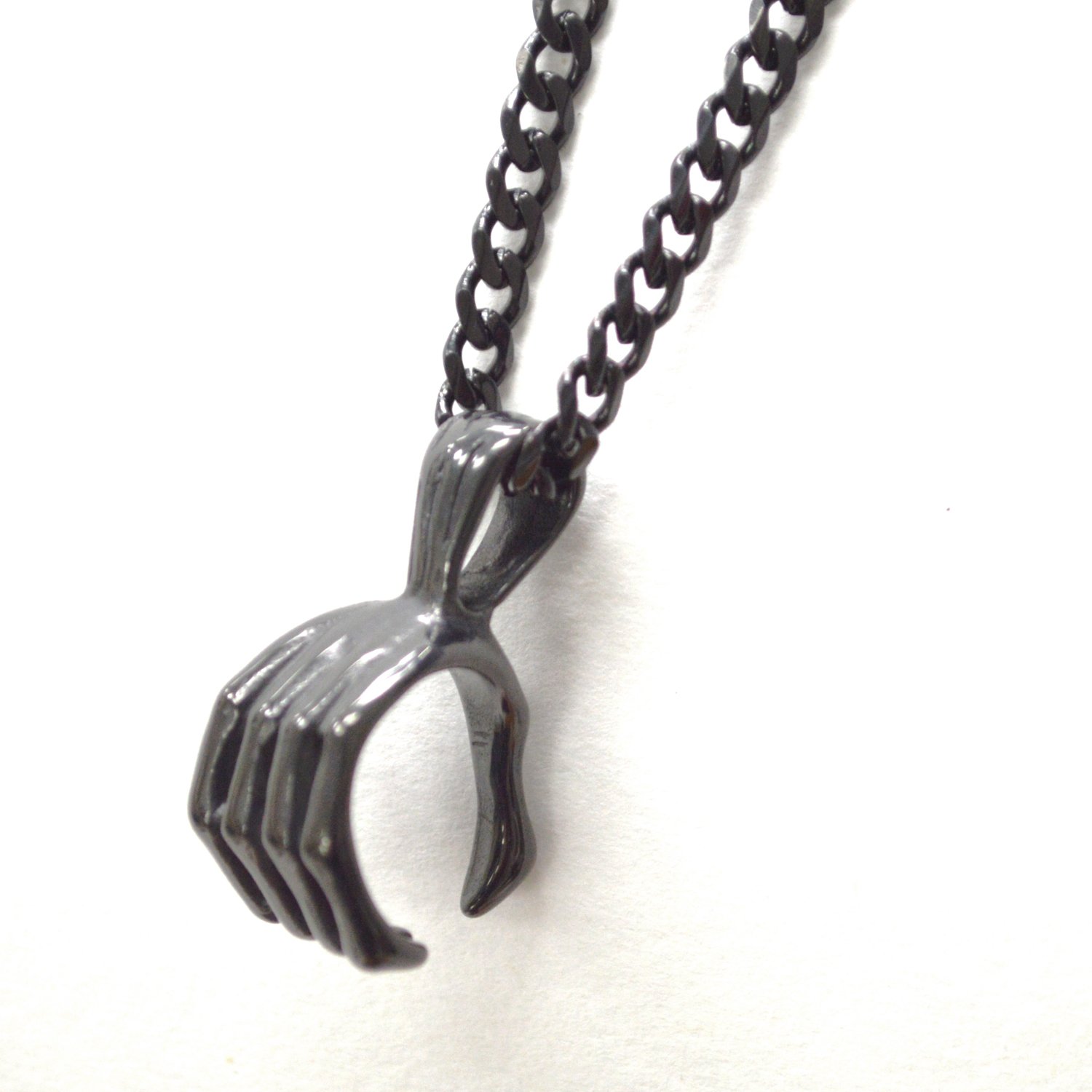 Skull Hand Black Plated Pendant  86-3073B