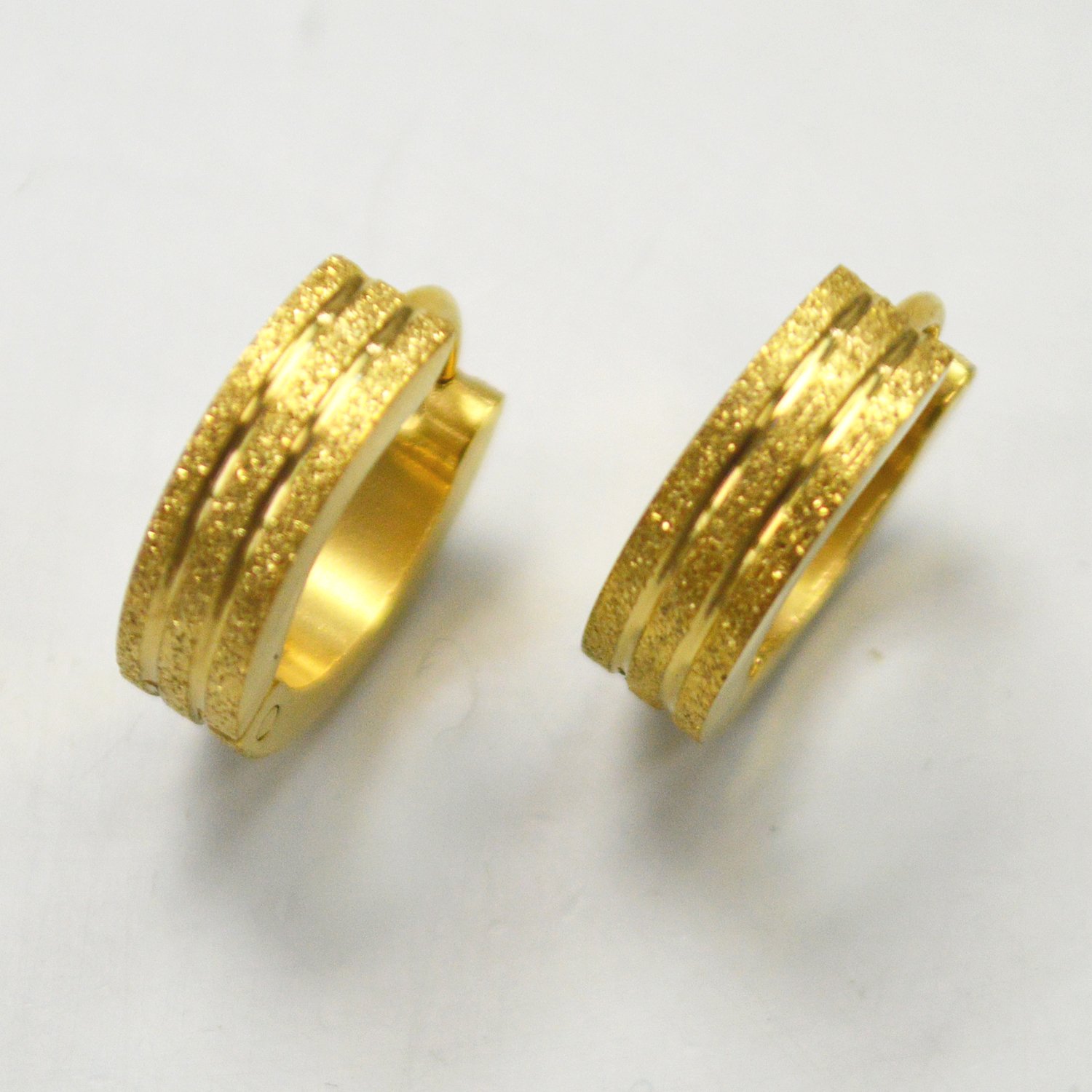 Gold IP Plated Huggies Earring 83-253G