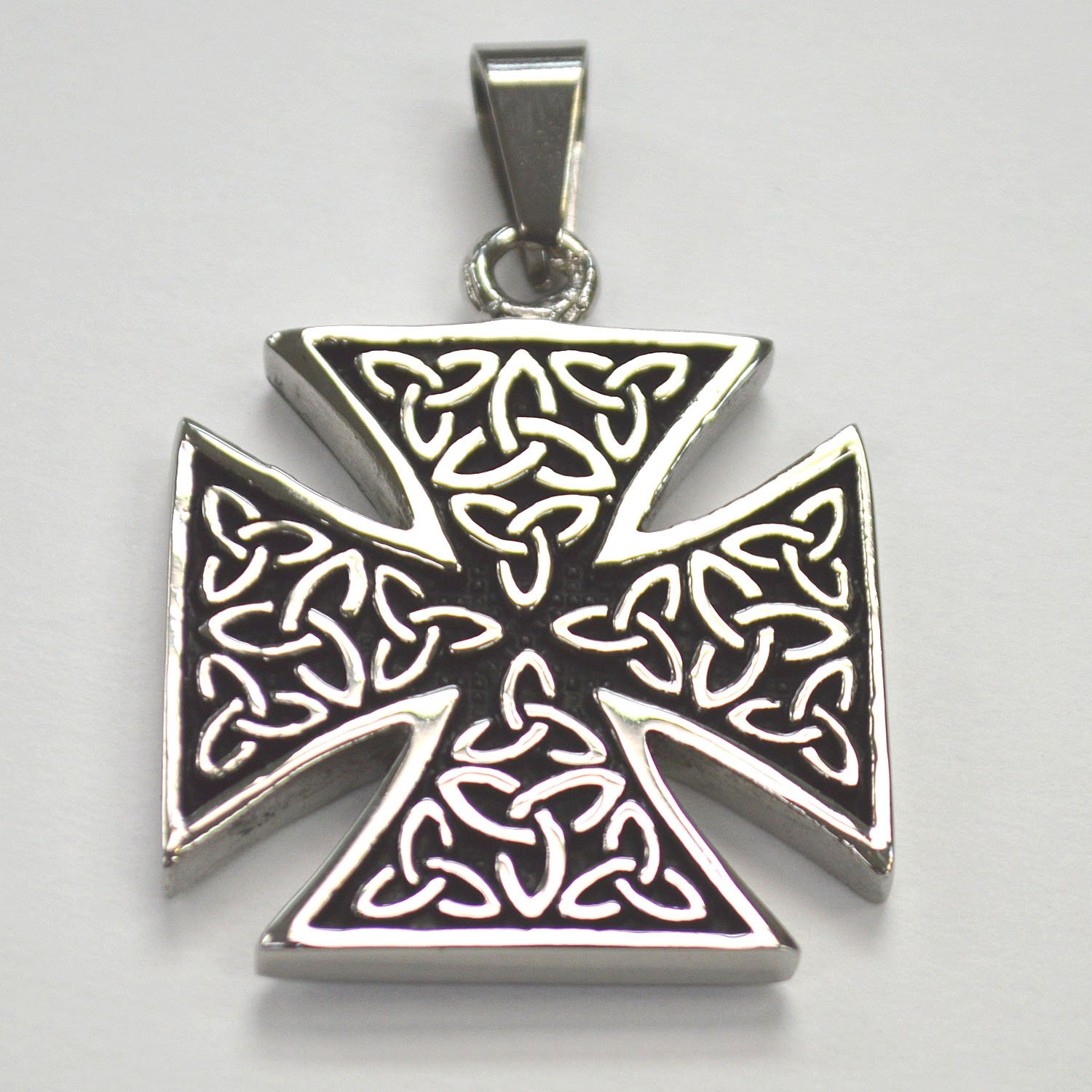 4 Way Celtic Cross Pendant (35mm)