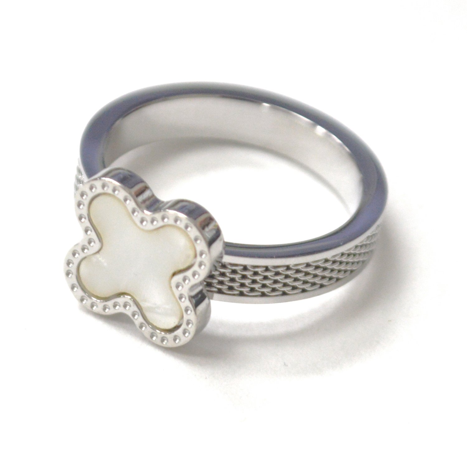 Clover Stainless Steel Ring 81-1754S-MOP