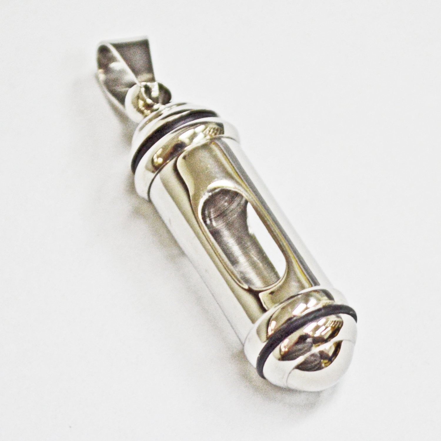 Openable Screw Type See Through Glass Cylinder Pendant 86-2109
