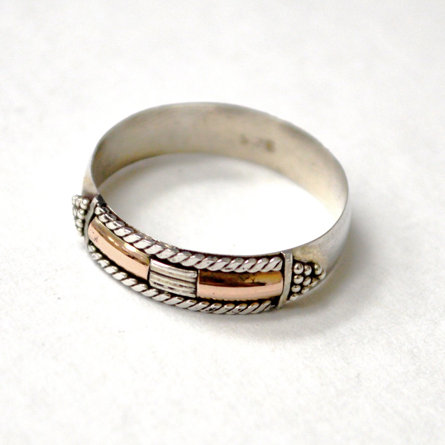 Bali Sterling Silver Ring 51-1558