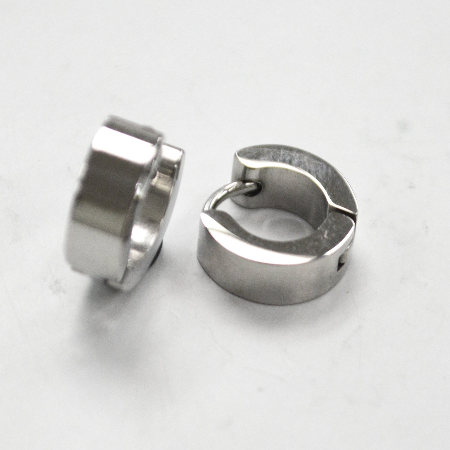 HUGGIE EARRINGS 83-279S